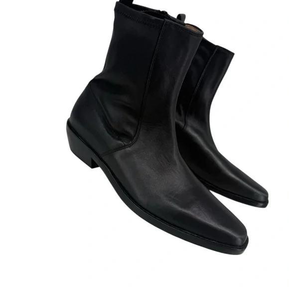 Madewell Sleek Black Leather Booties - Picture 5 of 15